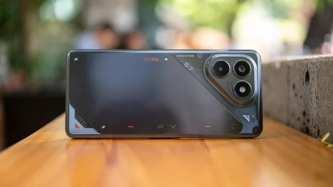 Tecno Pova 7 có thiết kế Interstellar Spaceship đậm chất tương lai