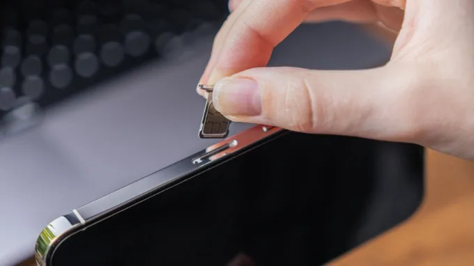 Thử SIM trên điện thoại khác