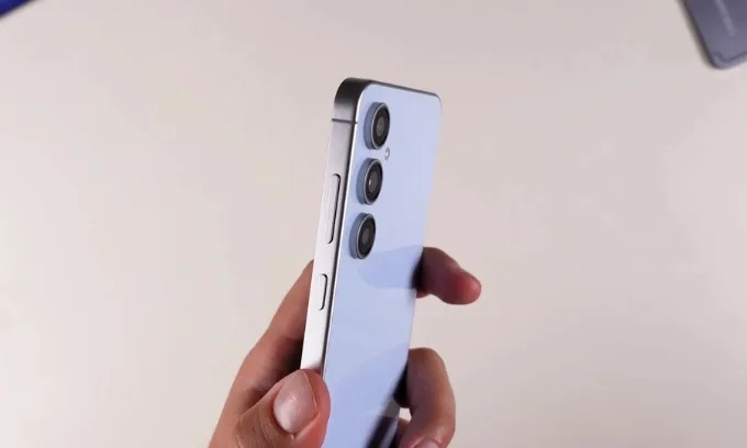 Khả năng zoom và quay video trên camera Samsung Galaxy S25 FE