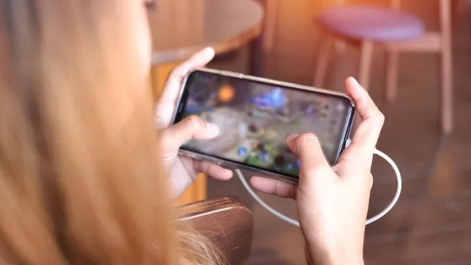 Một số lưu ý giúp hạn chế lỗi iPhone đang sạc bị dừng