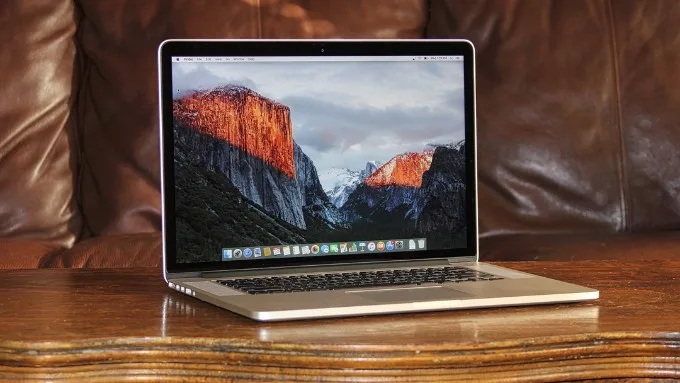 Màn hình MacBook có bền cao không?