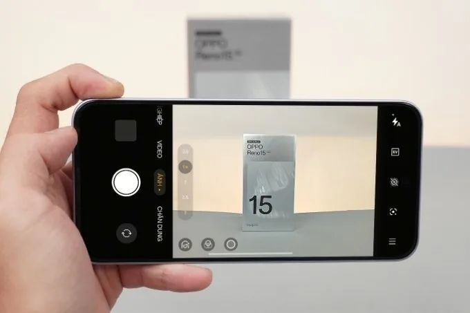 Camera OPPO Reno15 F
