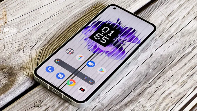 Nothing Phone (1) đi kèm với những cải tiến ấn tượng