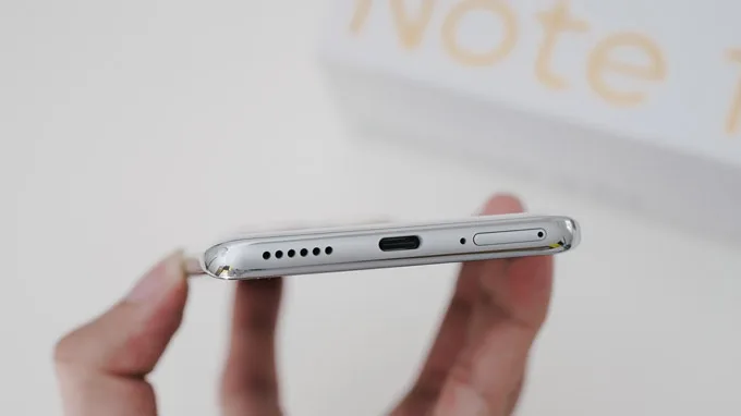 Xiaomi Redmi Note 14 Pro (8GB|128GB) là điện thoại tầm trung nổi bật