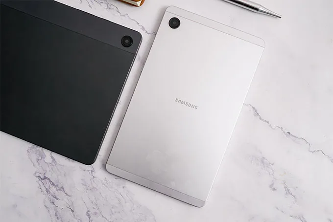 Samsung Galaxy Tab A9 WiFi sở hữu thiết kế mỏng nhẹ