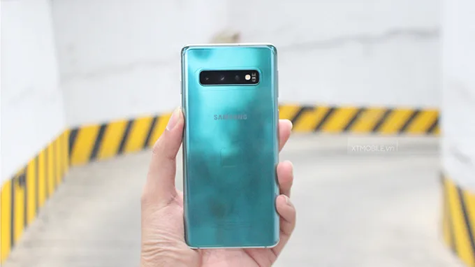 Galaxy S10 xách tay, chính hãng đều được tích hợp 3 camera