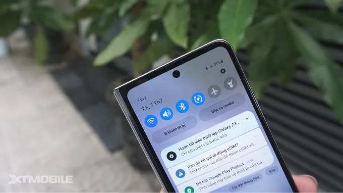 Khả năng kết nối Wi-Fi 7 trên Samsung Z Fold 5 512GB