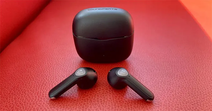 Tai nghe không dây Soundpeats Air 3 sở hữu thiết kế nhỏ gọn, đơn giản