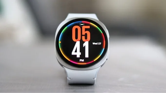 Samsung Galaxy Watch 8 Bluetooth 44mm gây ấn tượng với thiết kế "cushion"