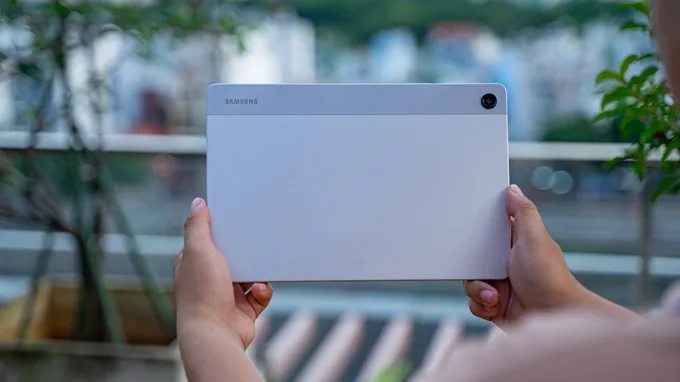 Galaxy Tab A9 Plus 5G có ngoại hình đẹp