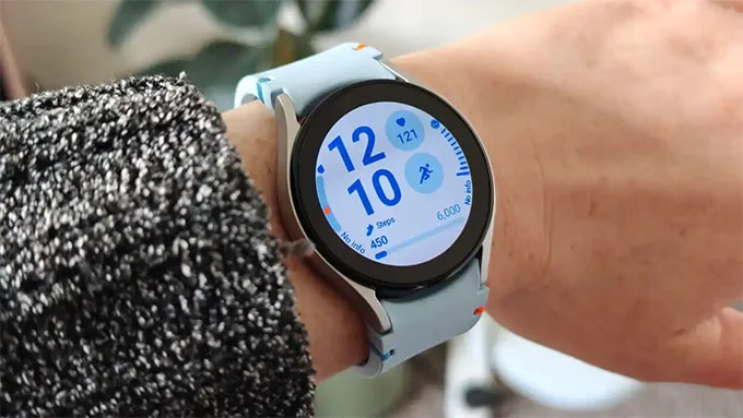 Samsung Galaxy Watch FE sở hữu thiết kế ấn tượng
