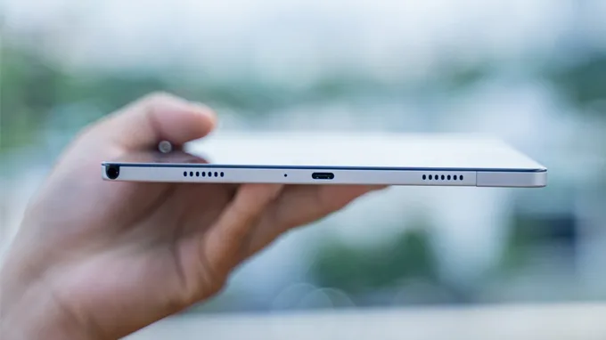 Galaxy Tab A9 Plus 5G hoạt động cả ngày dài