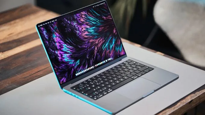 Bàn phím Magic Keyboard, trackpad lớn nhạy bén