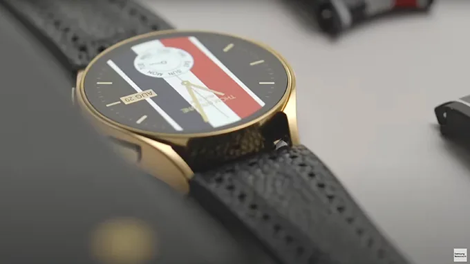 Thiết kế Galaxy Watch Thom Browne