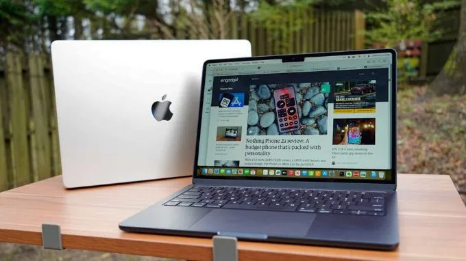 Màn hình Liquid Retina 13inch cho chất lượng hiển thị sắc nét