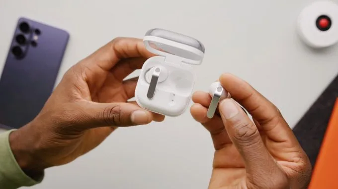Dung lượng pin Tai nghe Samsung Galaxy Buds 4 Pro