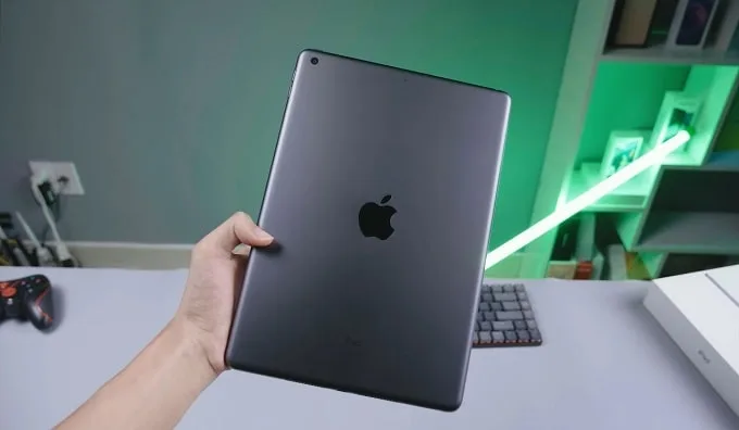 Apple đã ưu ái khi trang bị cho iPad Gen 9 256GB Wifi camera selfie ấn tượng