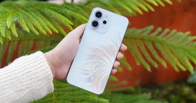 Chi tiết đánh giá Oppo Reno 14 F 512GB