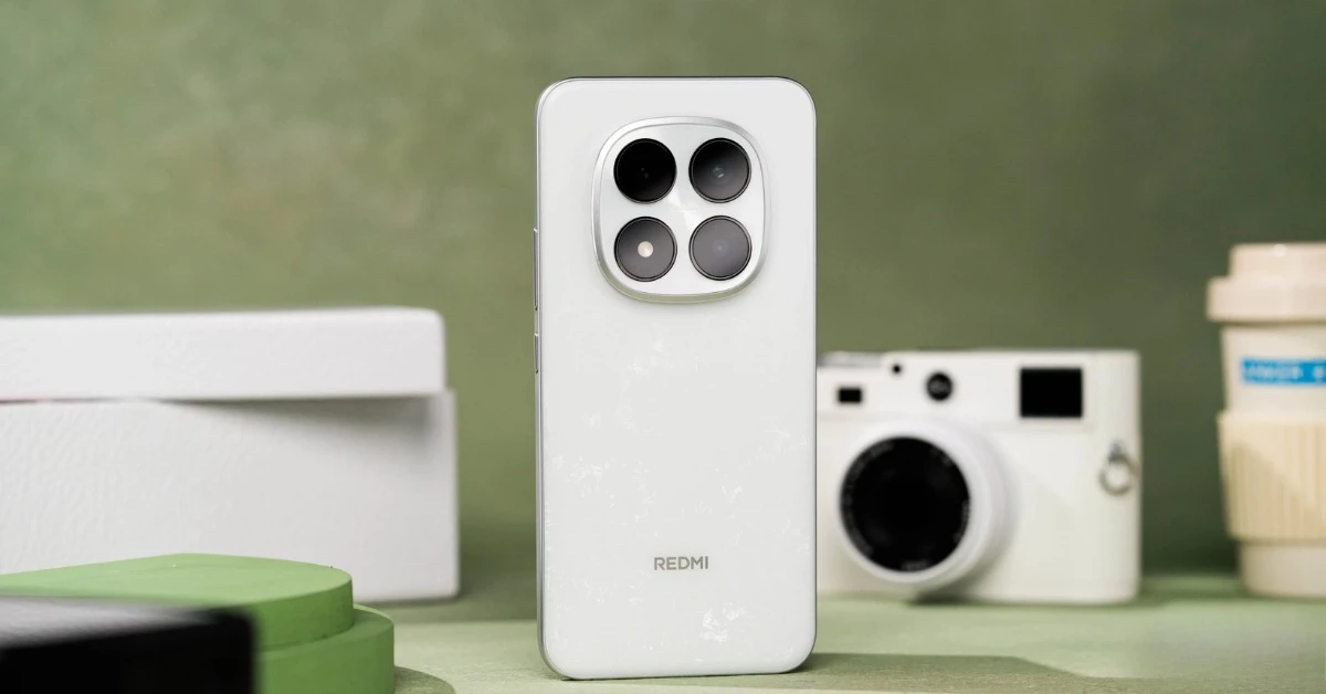 Redmi Note 15 Pro Plus lộ ảnh ngoài đời thực trước thềm ra mắt