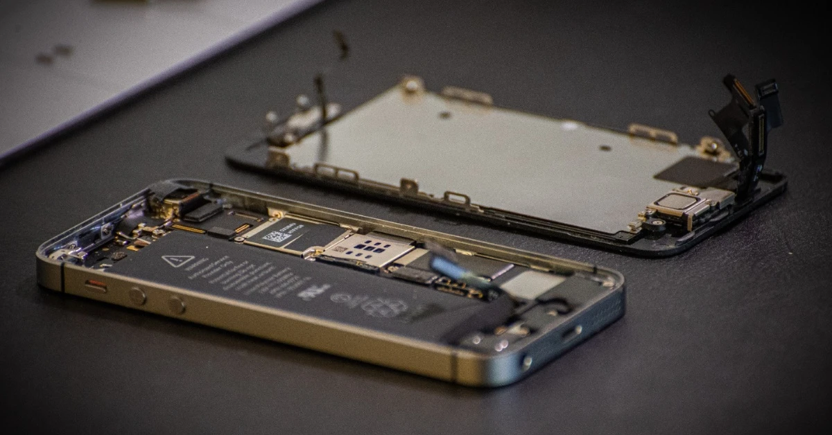 Có nên mua iPhone đã thay màn hay không? Cách nhận biết iPhone thay màn
