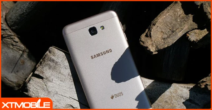 Galaxy J7 Prime và J5 Prime - Bộ đôi camera f1.9, màn hình lớn, giá rẻ