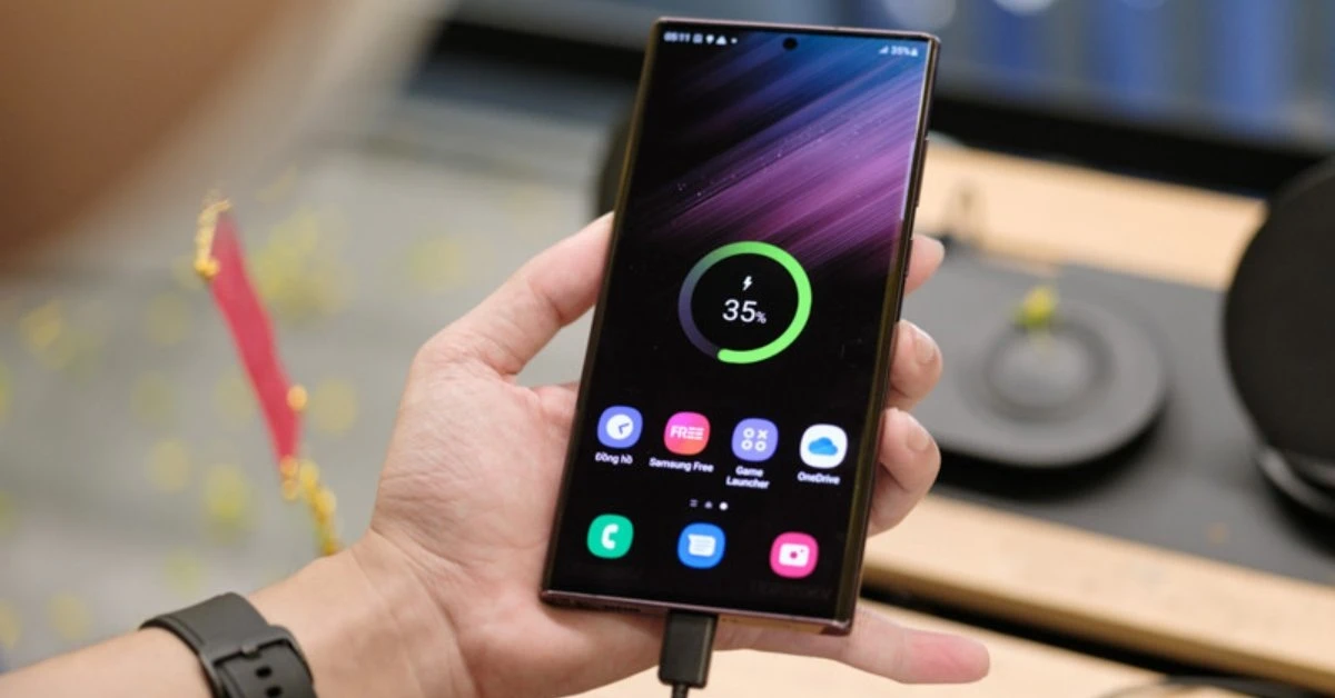 Cách bật sạc nhanh trên điện thoại Samsung cực đơn giản!