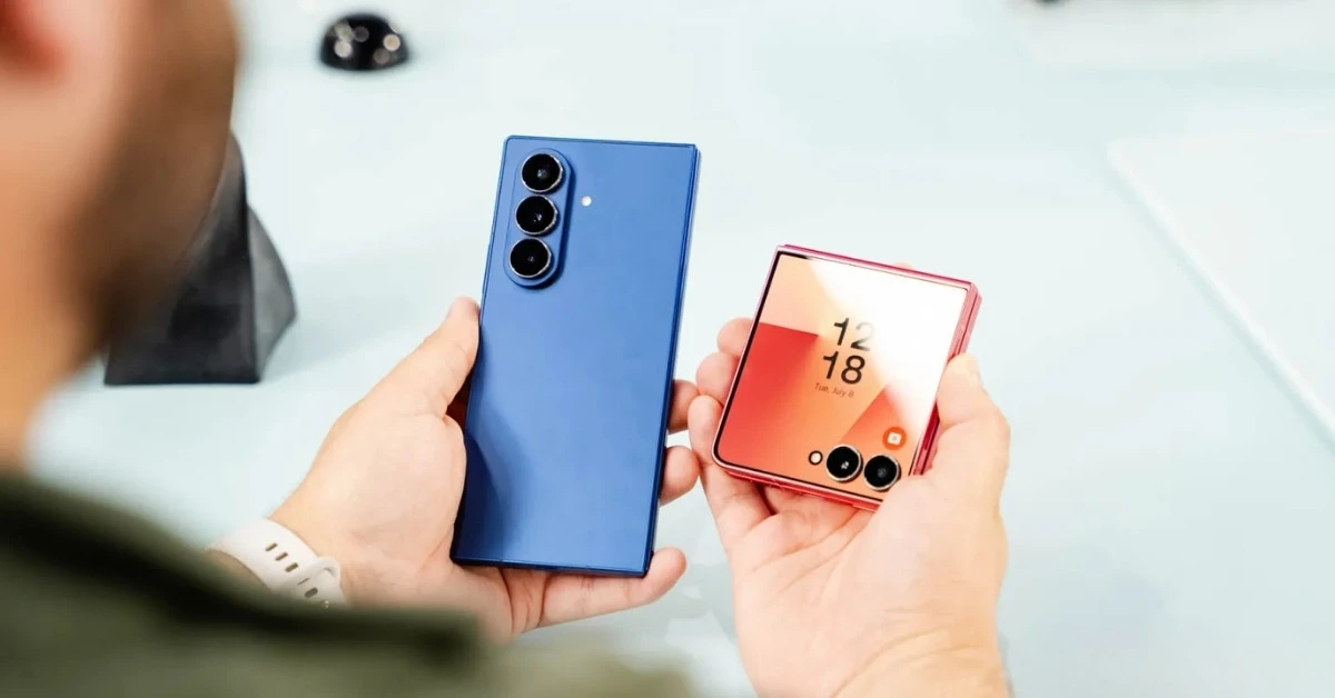 Vì sao Samsung nâng cấp pin cho Galaxy Z Flip 7 nhưng lại 'bỏ quên' Z Fold 7?