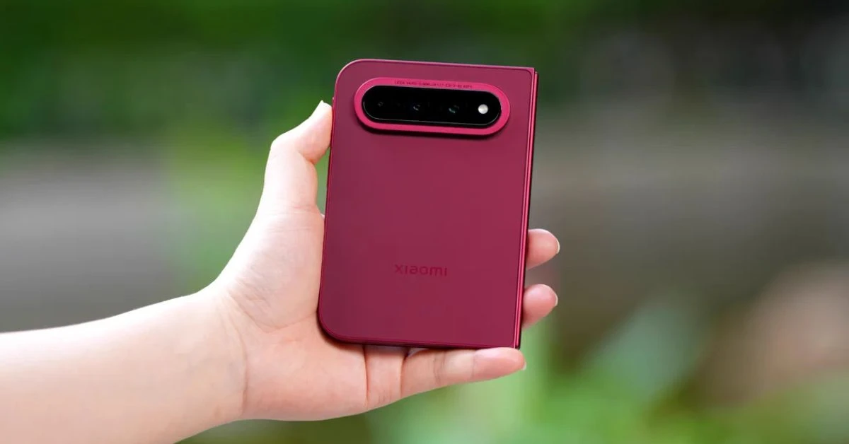 Trên tay Xiaomi 18 Fold: Tỷ lệ như Z Fold8, giá từ 42 triệu đồng