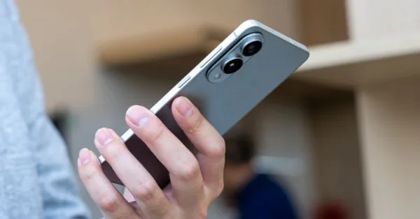 Đánh giá Samsung Galaxy S25 Edge: Thiết kế đẹp, pin mỏng, liệu có đáng mua?