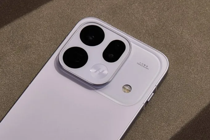 Camera Oppo Find X9s Pro