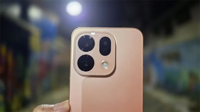 OPPO Find X9s trang bị 3 camera 50MP đồng đều