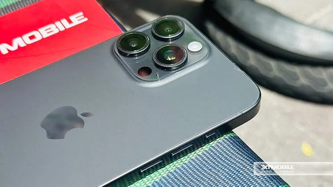 iPhone 15 Pro 128GB cũ được hoàn thiện từ titan