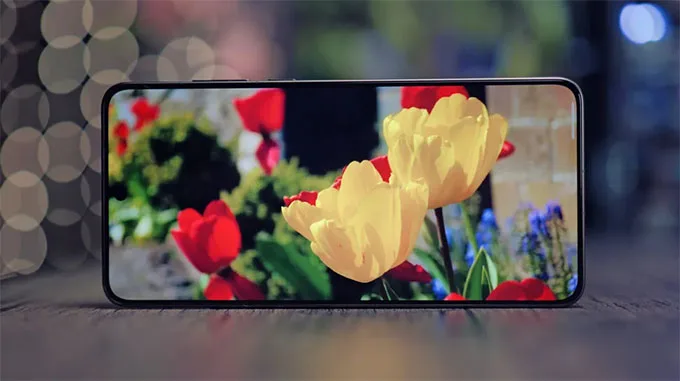 Màn hình AMOLED 6.82 inch độ phân giải 2K của Find X9 Ultra mang đến trải nghiệm hiển thị cao cấp