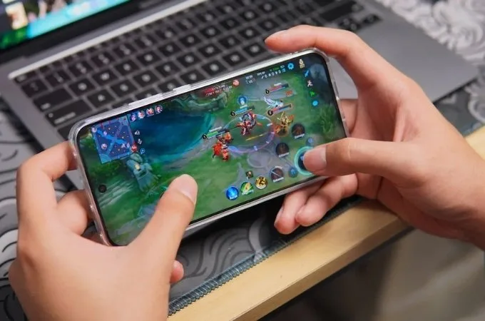 So sánh Samsung Galaxy A37 và OPPO Reno14 F về hiệu năng