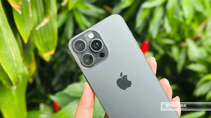 4 màu Titan hoàn toàn mới trên iPhone 15 Pro và iPhone 15 Pro Max