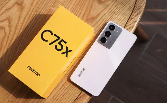 Realme C75x sở hữu ngôn ngữ thiết kế vuông vức