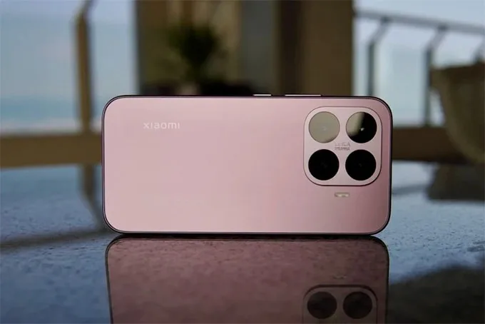 Xiaomi 17T 5G không có nhiều khác biệt so với thế hệ tiền nhiệm Xiaomi 15T