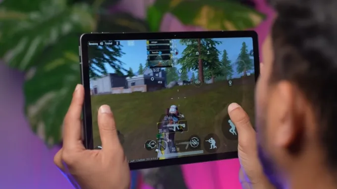 So sánh Moto Pad 2026 vs Samsung Galaxy Tab S10 FE về hiệu năng