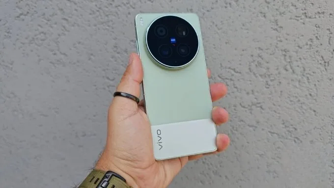 Đánh giá Vivo X300 Ultra về thiết kế