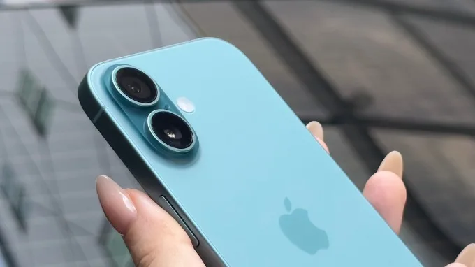 Camera iPhone 16