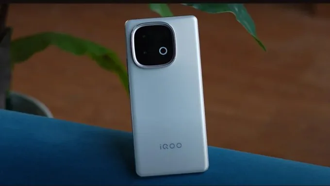 Vivo iQOO Neo 10