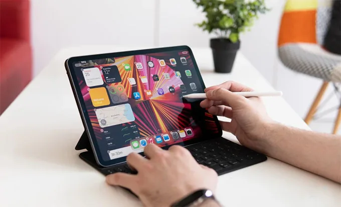 iPad Pro 2021 mang đến hiệu suất mạnh mẽ, dung lượng lưu trữ rộng rãi