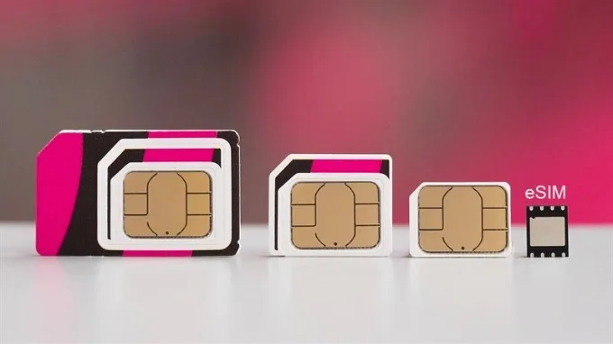Sự khác biệt giữa eSIM và SIM vật lý trên iPhone 15