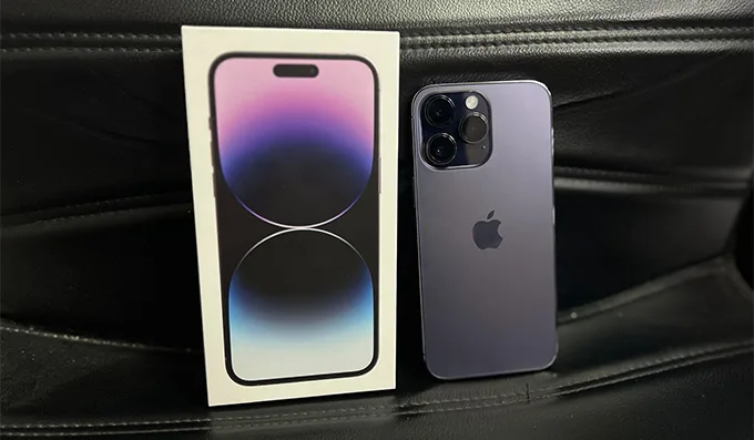 So sánh chi tiết iPhone 14 Pro Max và Xiaomi 12T Pro: Mức giá