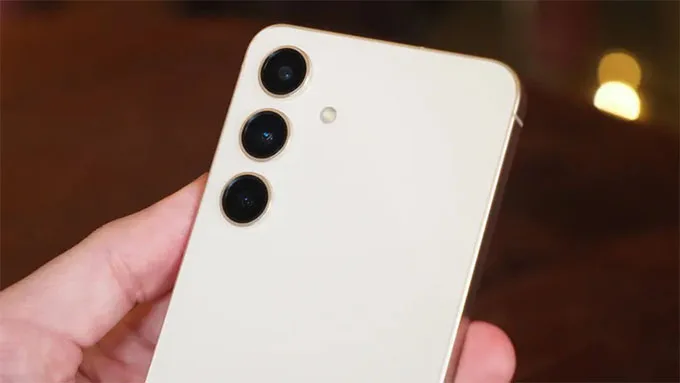 Hệ thống camera của S24 bao gồm 3 ống kính