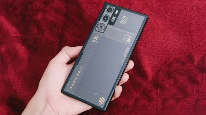 Điện thoại chơi game Genshin Impact Nubia RedMagic 9 Pro