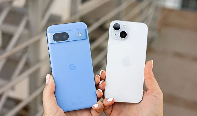iPhone 15 có ngoại hình cao cấp hơn Google Pixel 8a