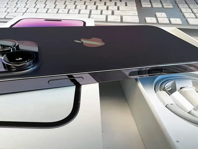 Tổng hợp hình ảnh thực tế của iPhone 14 Pro Max: ăng-ten
