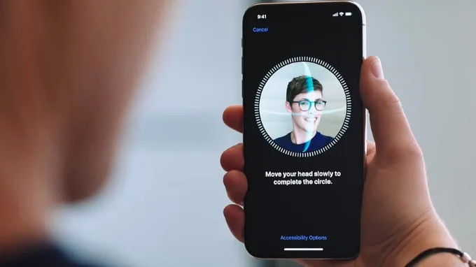 Kiểm tra Face ID của iPhone 15 Pro Max cũ