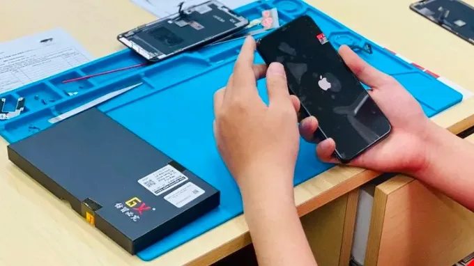 Thay màn hình iPhone chính hãng tại XTmobile